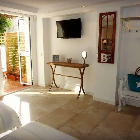 Breeze Boutique Guest Rooms, Marbella Marbella