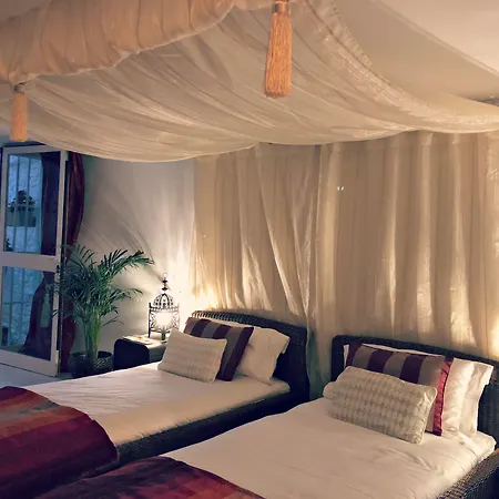 Breeze Boutique Guest Rooms, Marbella 4* Marbella