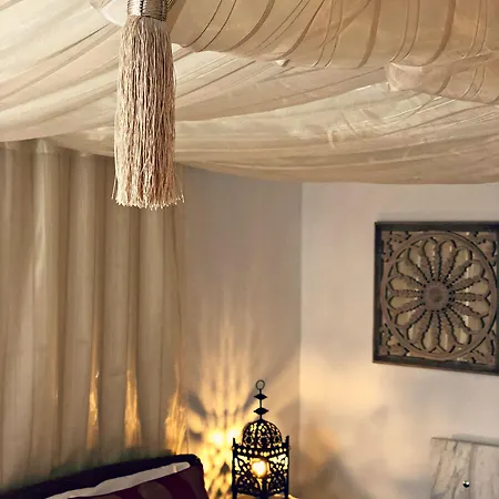 Breeze Boutique Guest Rooms, Marbella Frühstückspension 4*