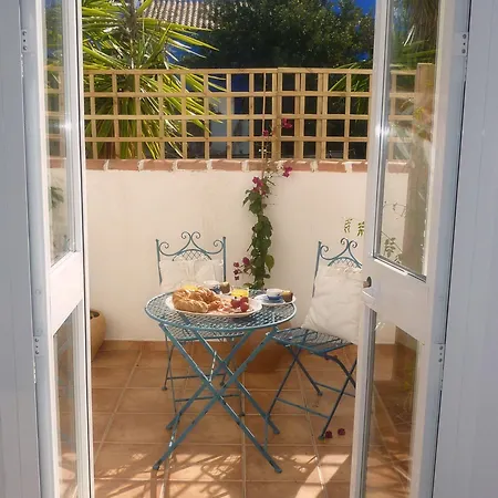 Breeze Boutique Guest Rooms, Marbella Frühstückspension 4*