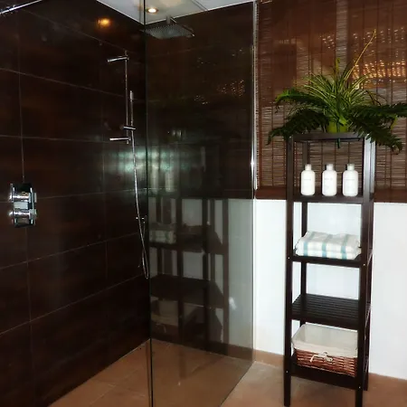 Breeze Boutique Guest Rooms, Marbella 4* Marbella